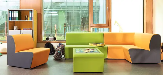 Sofa in Lernlandschaft